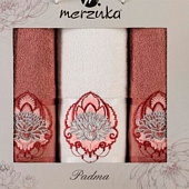  Комплект полотенец в коробке MERZUKA махровые 3 шт. PADMA (брусничный) 